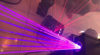 Đèn laser 1w RGB